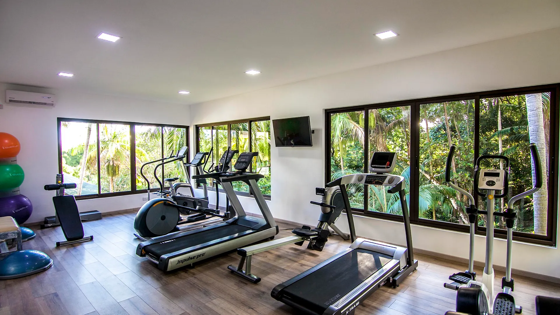 Hotel Valmer Resort And Spa Baie Lazare