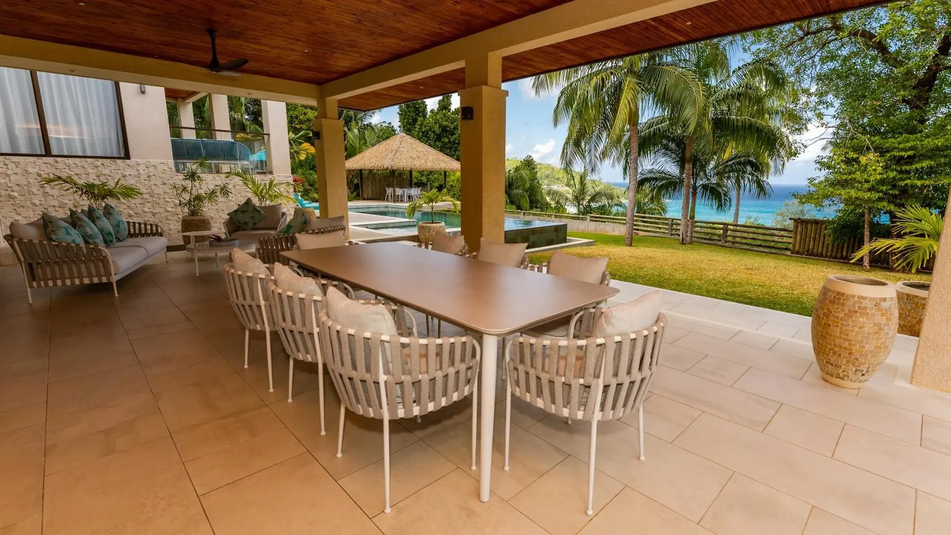 Hotel Valmer Resort And Spa Baie Lazare