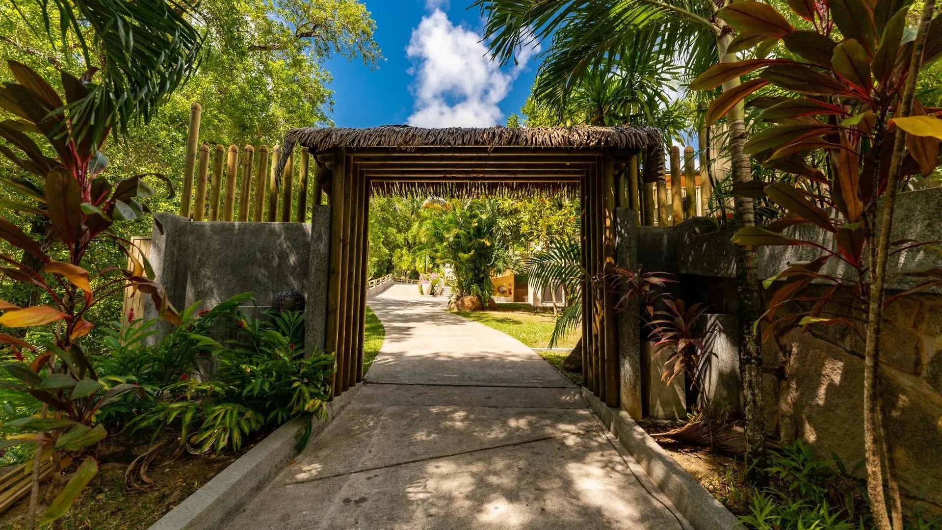Valmer Resort And Spa Baie Lazare  Hotel Baie Lazare (Mahe)