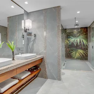 5* Semesteranläggning (resort) Kempinski Seychelles