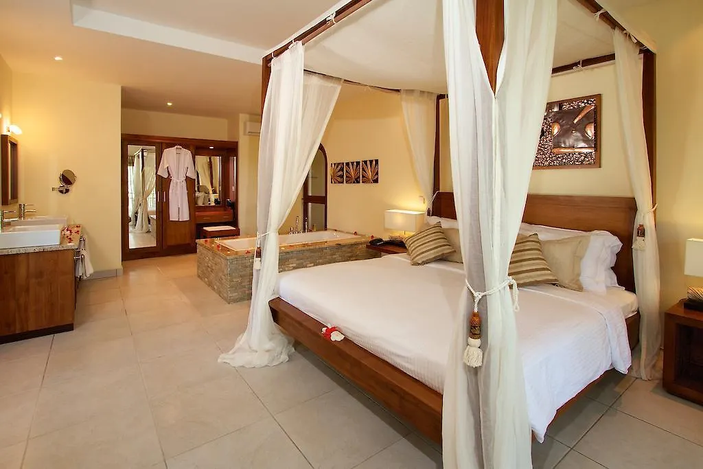 Valmer Resort And Spa Baie Lazare